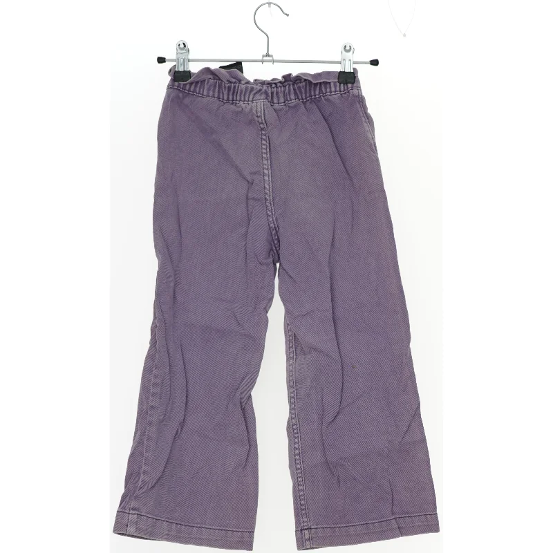 Lilla bukser fra H&M (str. 116)