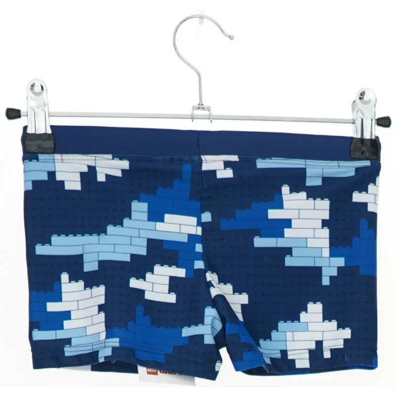 Badebukser med klodser fra Lego (str. 116)