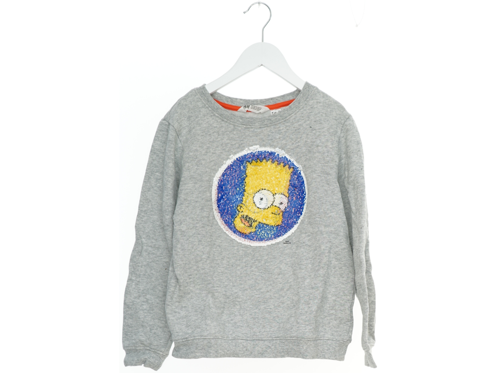 Grå sweatshirt med Bart Simpson motiv fra H&M (str. 140)