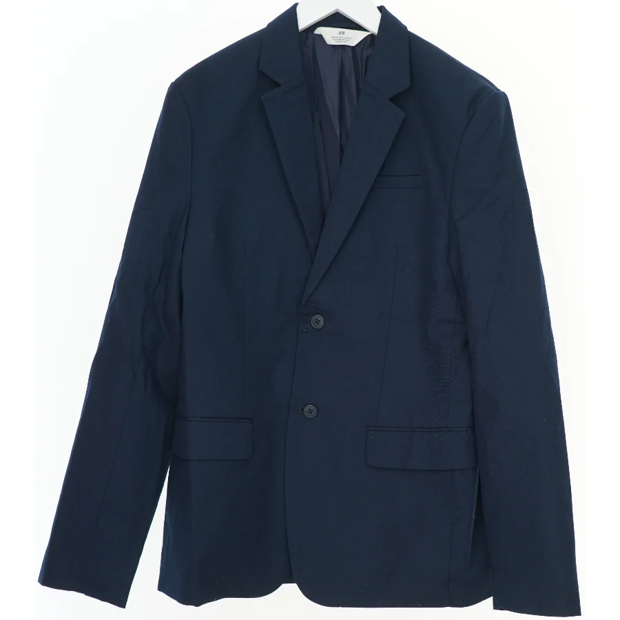 Navy blazer fra H&M (str. 170)