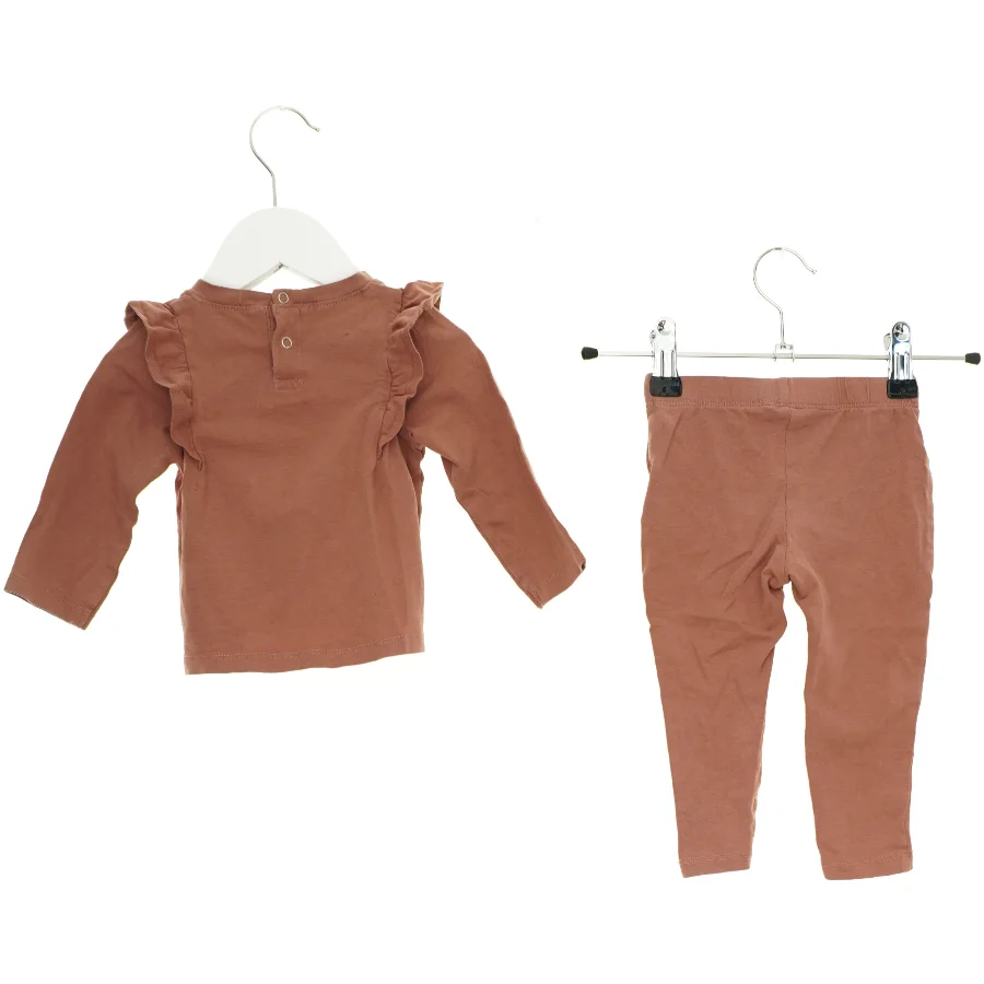 Sæt børnetøj (2 stk.) (str. 74 cm)