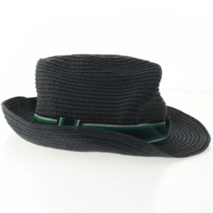 Sort hat med bånd fra H&M (str. Ø 19 cm)