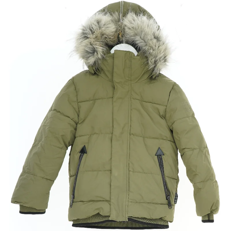 Vinterjakke fra Molo (str. 110)