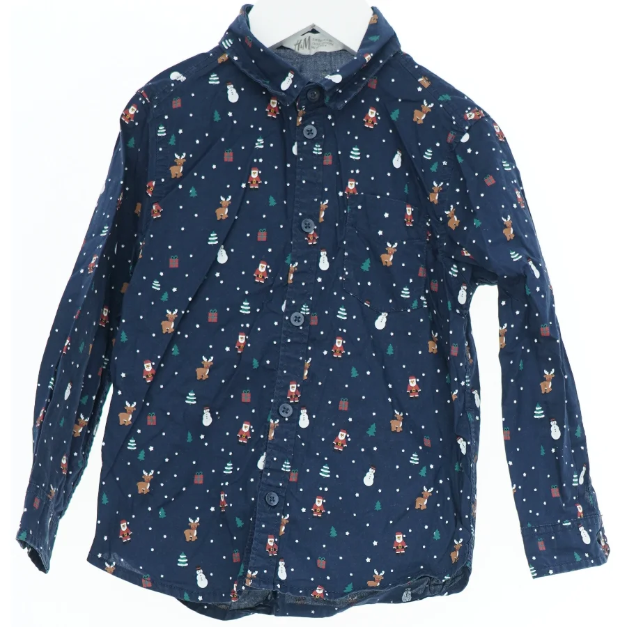 Børneskjorte med julemotiv fra H&M (str. 104)
