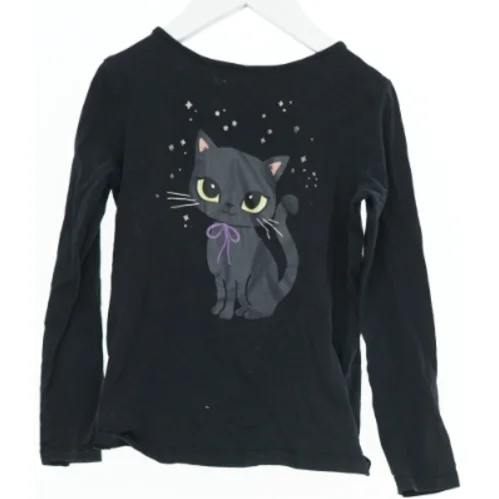 Langærmet T-shirt med kattemotiv fra H&M (str. 116)