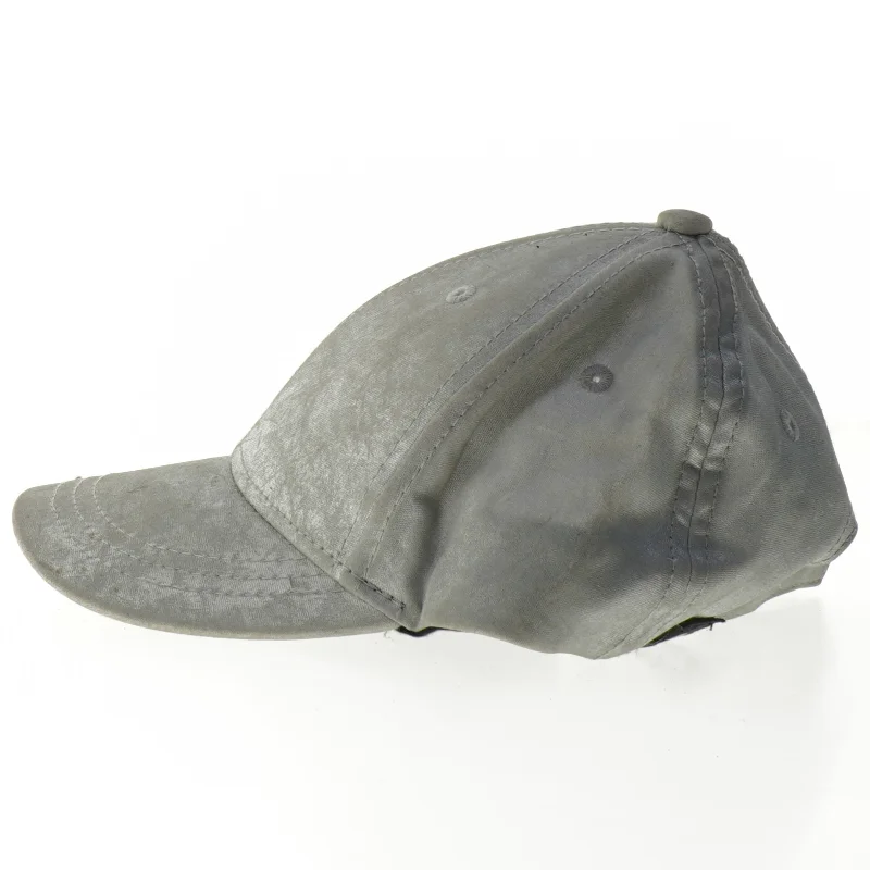Grå kasket fra Molo (str. Ø 18 cm)