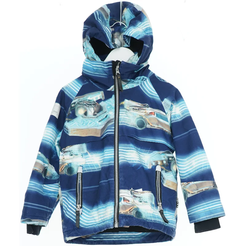 Vinterjakke med bilprint fra Molo (str. 104)