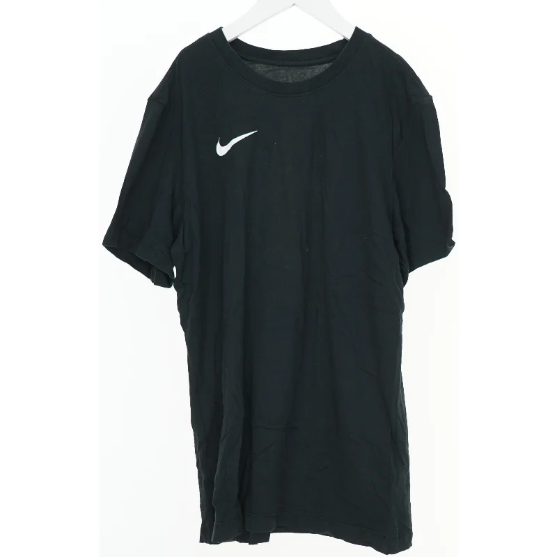 Sort Nike T-shirt fra Nike (str. S)