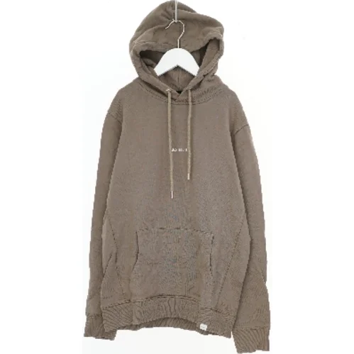 Hættetrøje fra Les Deux (str. 176)