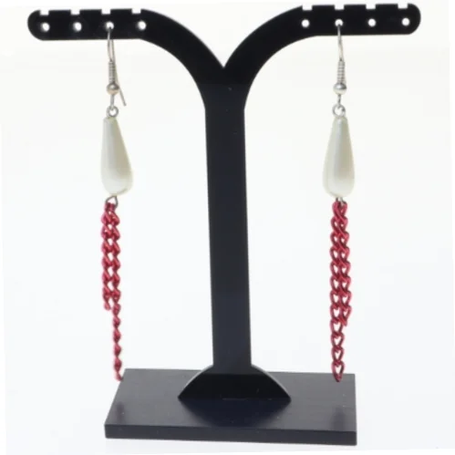 Øreringe med hvid dråbe og rød kæde (str. 9 x 1 cm)