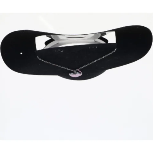 Sølvfarvet hjertevedhæng med kæde (str. 46 cm)