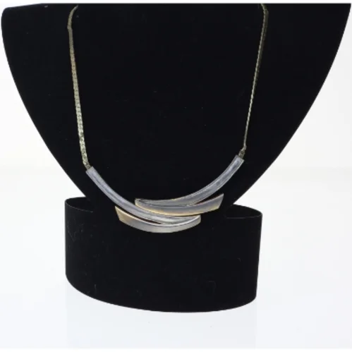 Sølvfarvet halskæde (str. 40 cm)