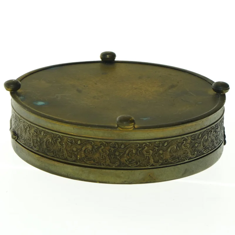 Antik messing æske (str. 12 x 4 cm)