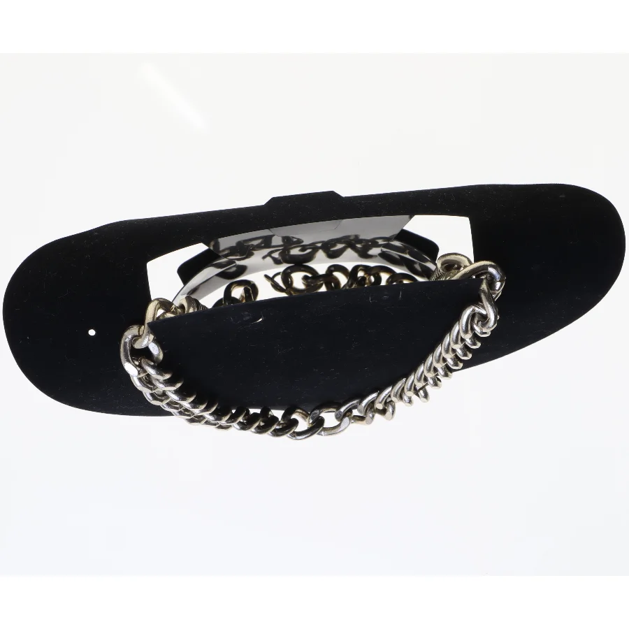 Sølvfarvet halskæde (str. 90 cm)