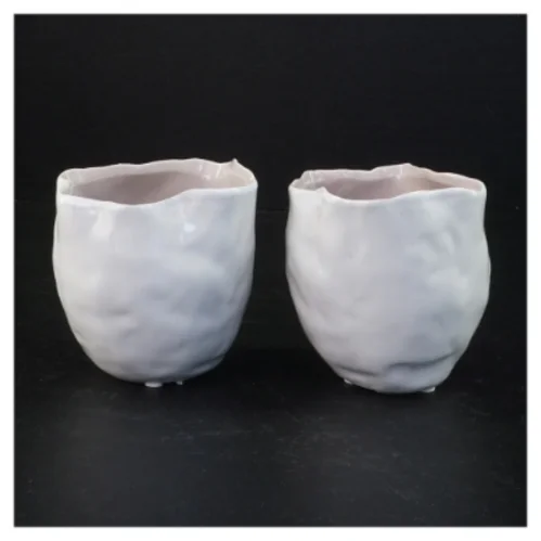 Hvide keramikpotter (str. 10 x 10 cm)