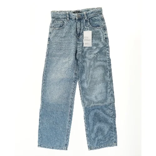 Løse jeans fra LMTD (str. 146)