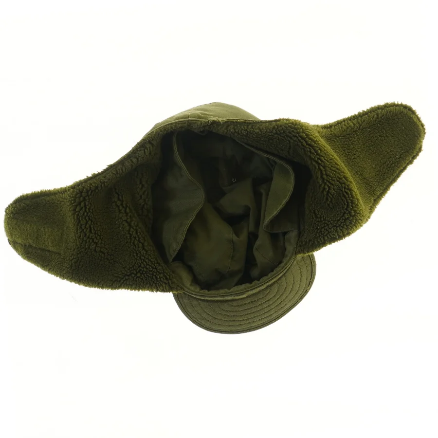 Original M/94 vinterhue fra det danske forsvar (HMAK), str. 61