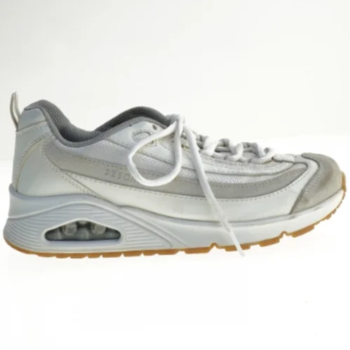 Skechers UNO - Roundabout (str. 38 )