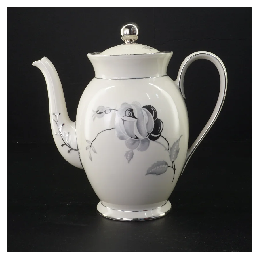 Kande med blomstermotiv og låg fra Københavns Porcellains Maleri (str. 21 x 13 cm)