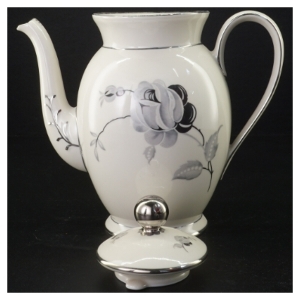 Kande med blomstermotiv og låg fra Københavns Porcellains Maleri (str. 21 x 13 cm)