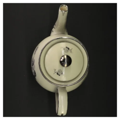 Kande med blomstermotiv og låg fra Københavns Porcellains Maleri (str. 21 x 13 cm)