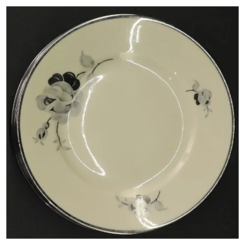Porcelænstallerkner med blomstermotiv fra Københavns Porcellains Maleri (str. Diameter 16 cm)