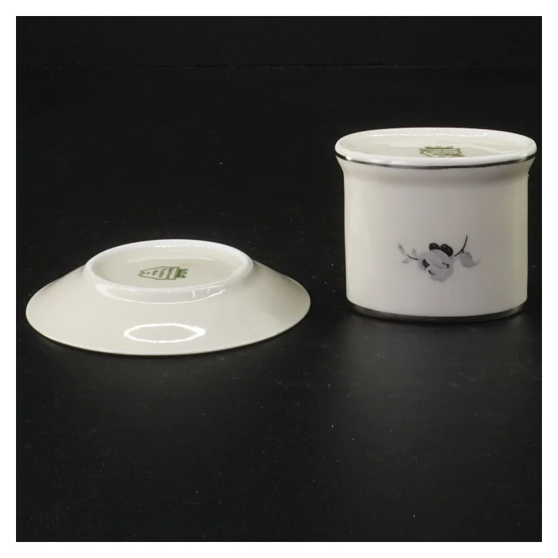 Porcelænstallerken og opbevaringskrukke fra Københavns Porcellains Maleri (str. Diameter 10 cm og 6 x 5 cm)