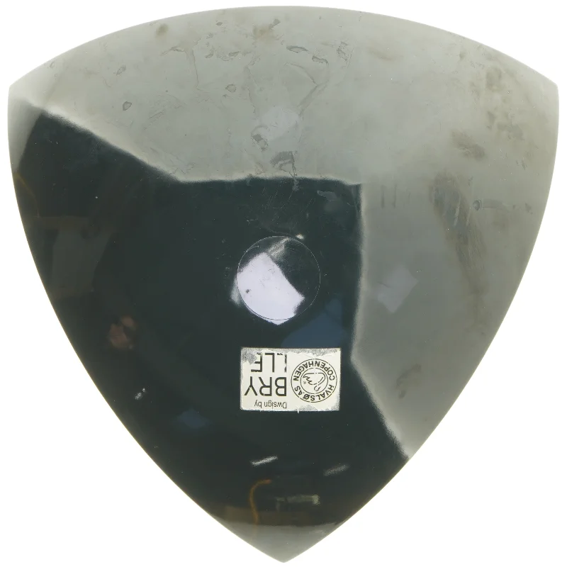 Trekantet sort designer fad fra Hvalsø Copenhagen (str. Ø 35 cm)