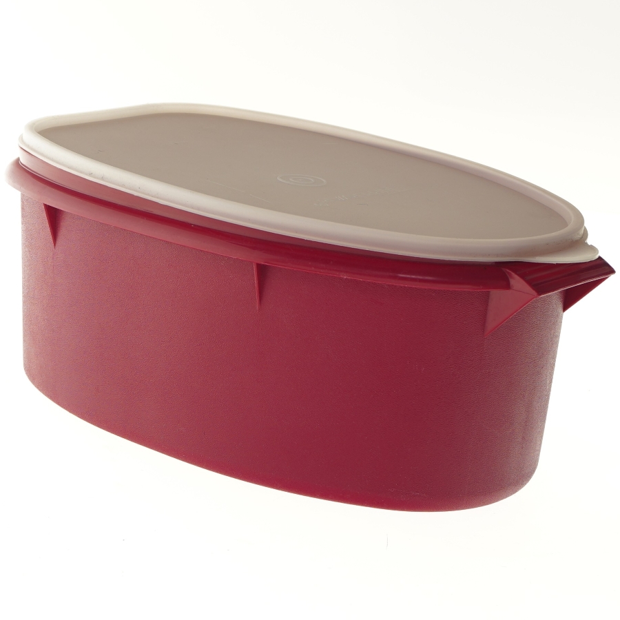 Rød plastkontainer med låg fra Tupperware (str. Ø 29x Ø 19x14,5 cm)