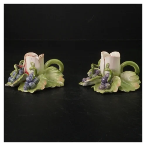 Keramik lysestager med bladdesign (str. Ø. 11,5 cm. h. 6 cm)