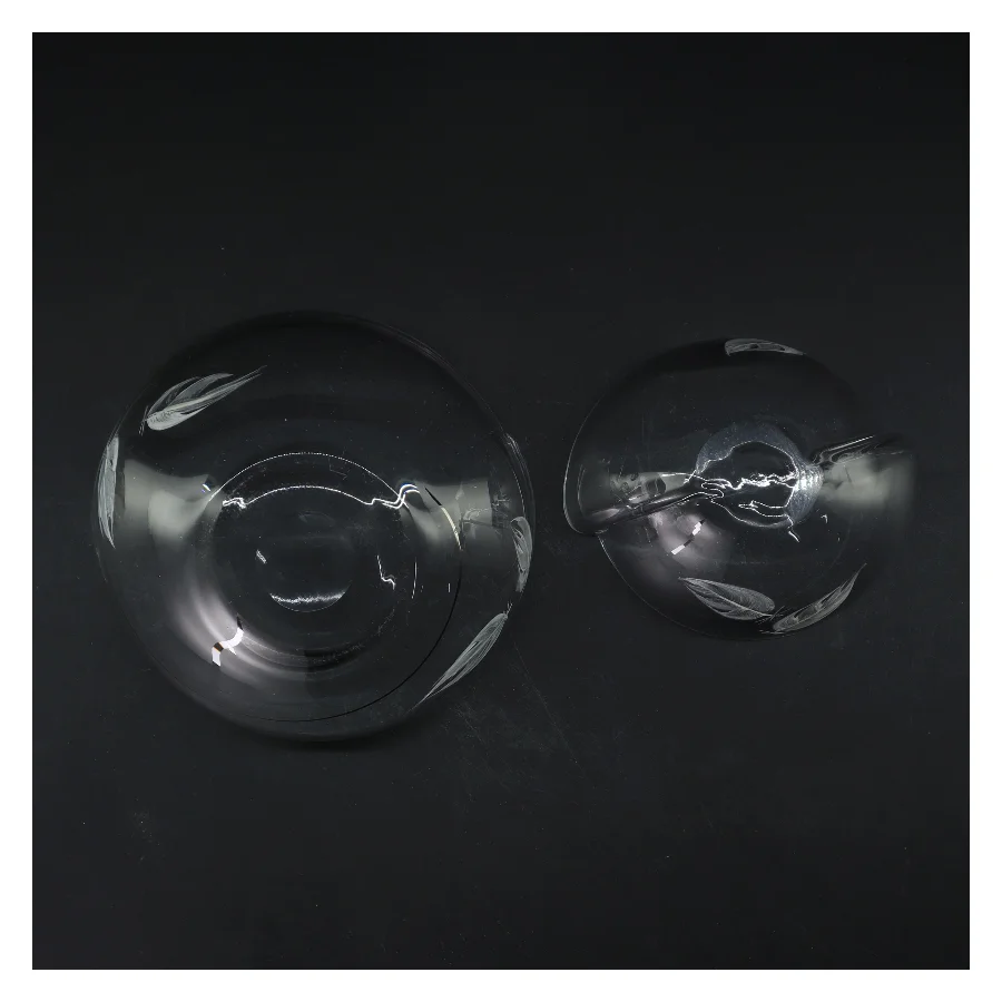 Glas skåle med bladmotiv (str. Ø 16,5 & 13,5 cm)