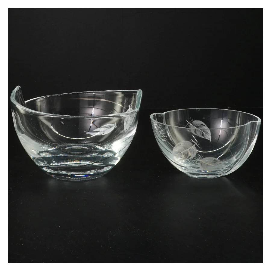 Glas skåle med bladmotiv (str. Ø 16,5 & 13,5 cm)