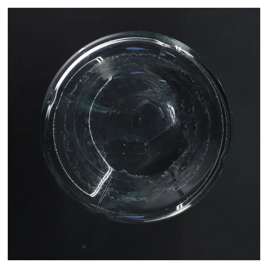 ROSENDSHL Glaskaraffel med metalbånd fra Rosendahl (str. Ø 8 cm løngde 26 cm)