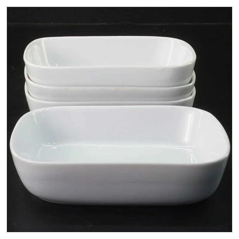 Rektangulære hvide fade/ skåle , 4 stk. (str. 4 stk 15x11 cm)