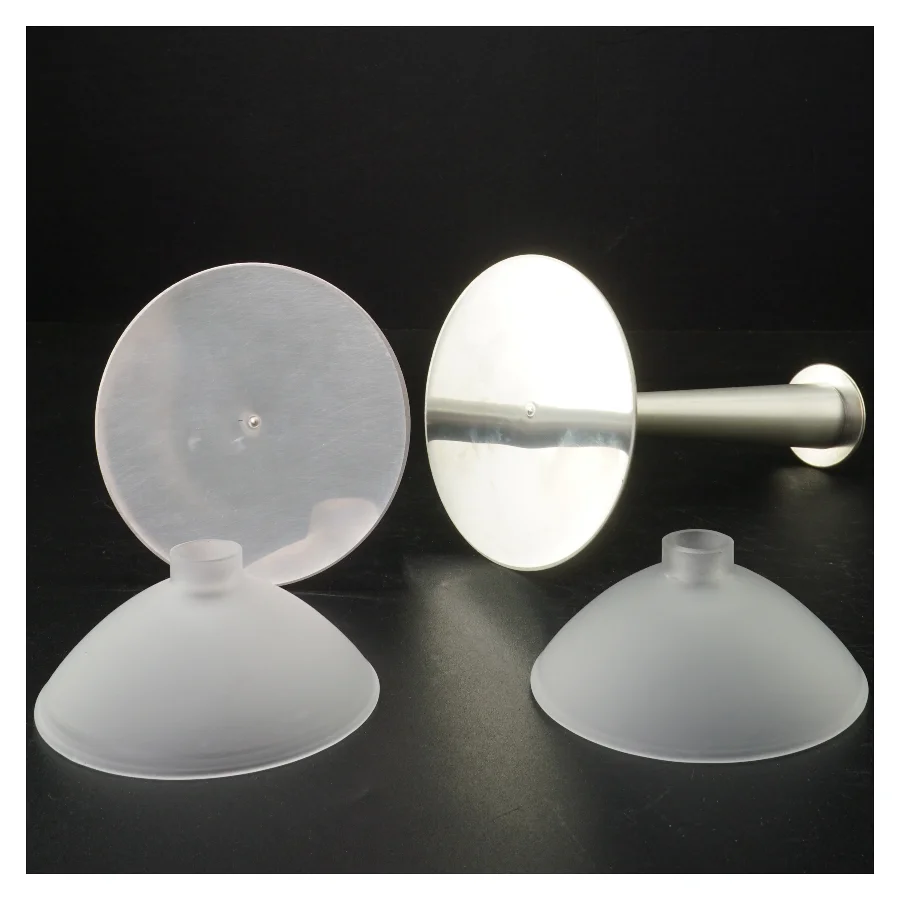 Sæt af lysestager  fra menu (str. 22 cm. 11,5 cm i diameter)