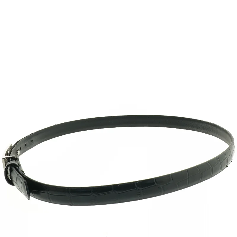 Sort bælte med præget mønster (str. 110 cm)