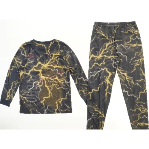 Pokemon pyjamassæt fra Pokemon (str. 152)