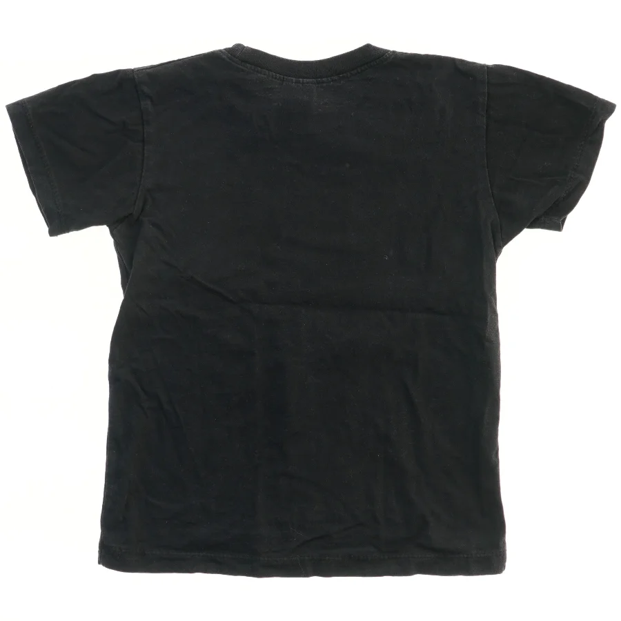 T-shirt med bjørneprint fra Adidas (str. 122)