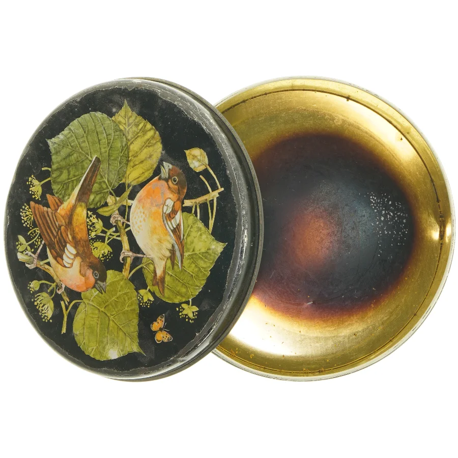 Rund dåse med fuglemotiv (str. Ø 23,5 cm højde 10,5 cm)