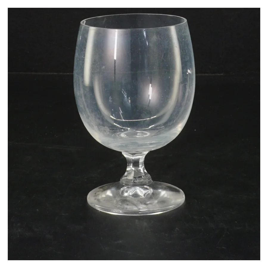 Glas med stilk (str. 11,5 cm)