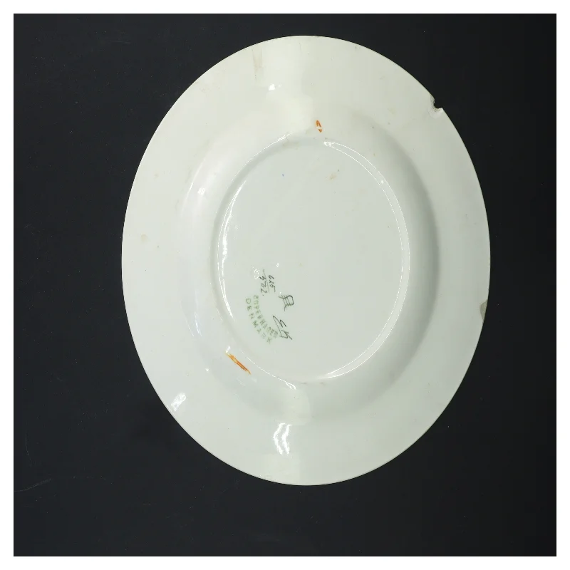 Dekorativ tallerken med blomsterdesign (str. Ø 23 cm)