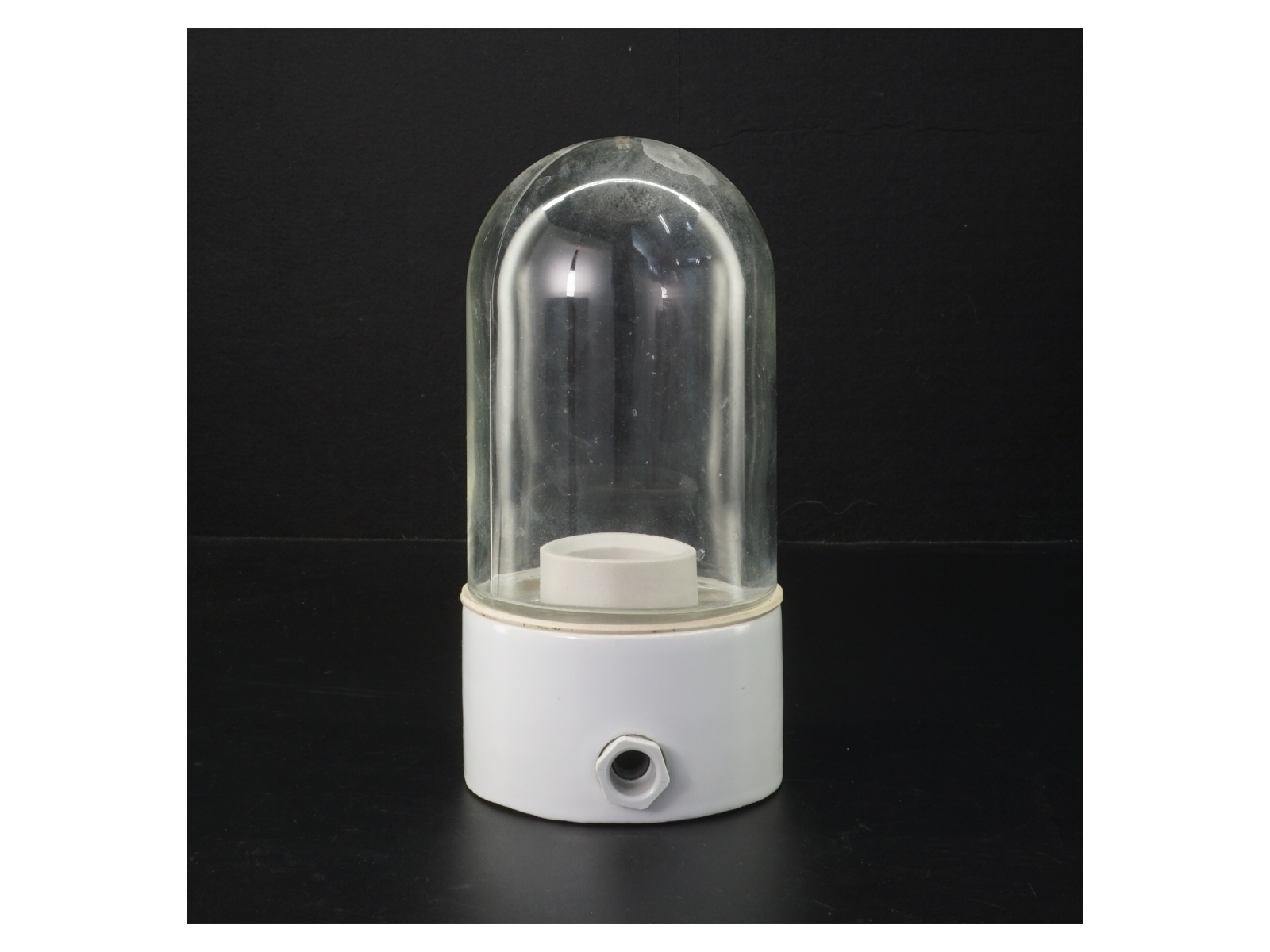 Udendørs lampe med glaskuppel (str. H. 20 cm. ø. 10 cm)