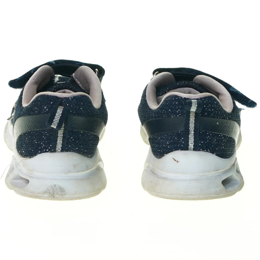 Sko fra Kool (str. 27)