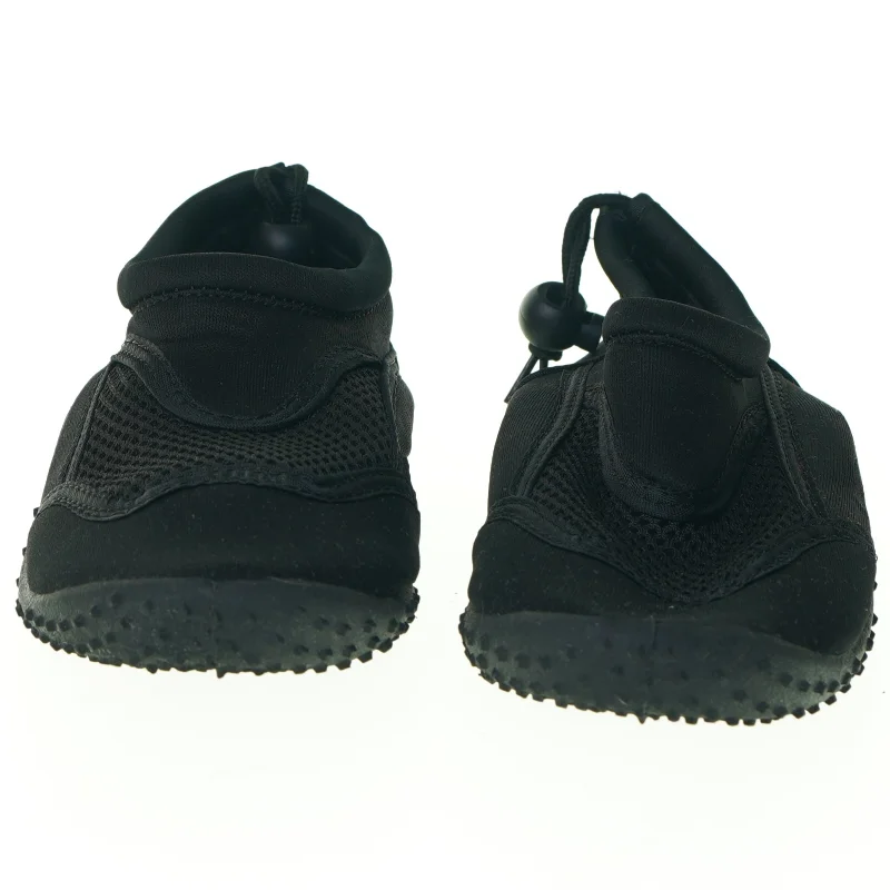 Svømmesko (str. 31)