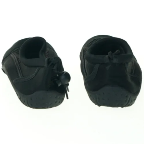 Svømmesko (str. 31)