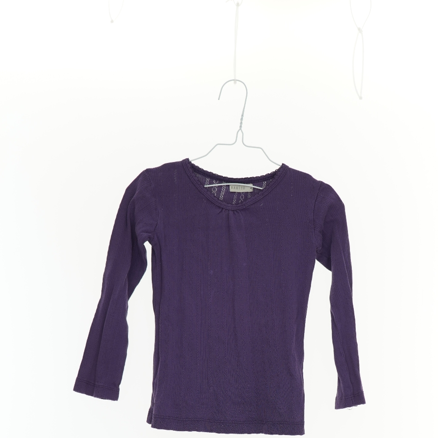 Bluse fra Bakito (str. 104 cm)
