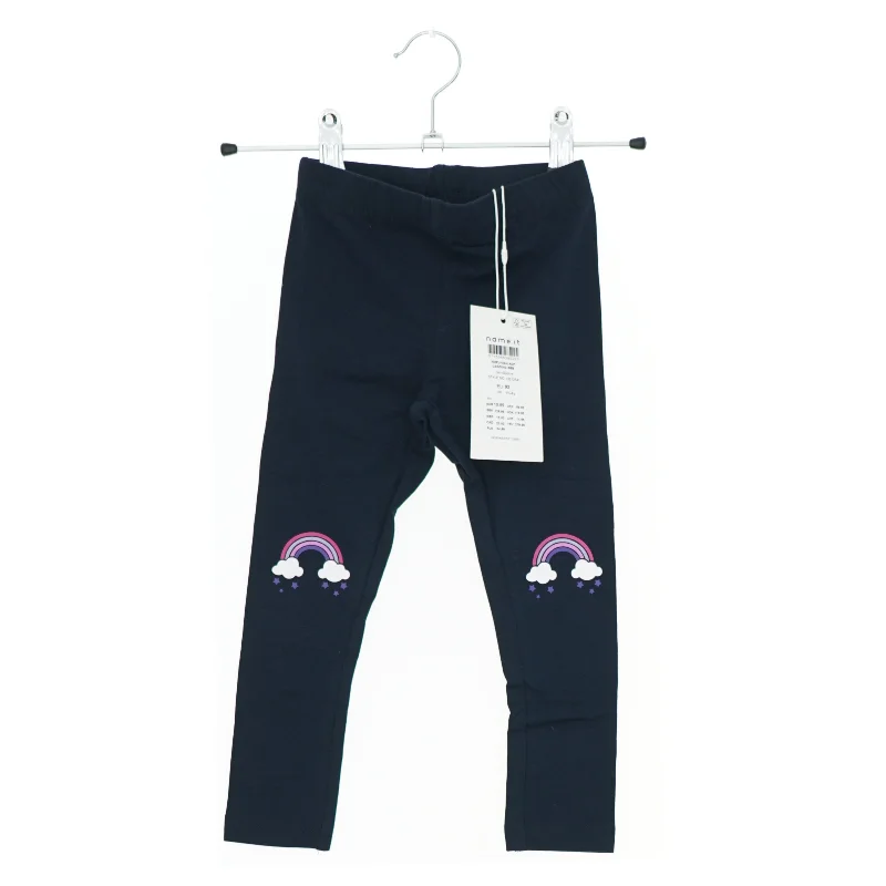 Børneleggings med regnbue design fra Basic needs (str. 92)
