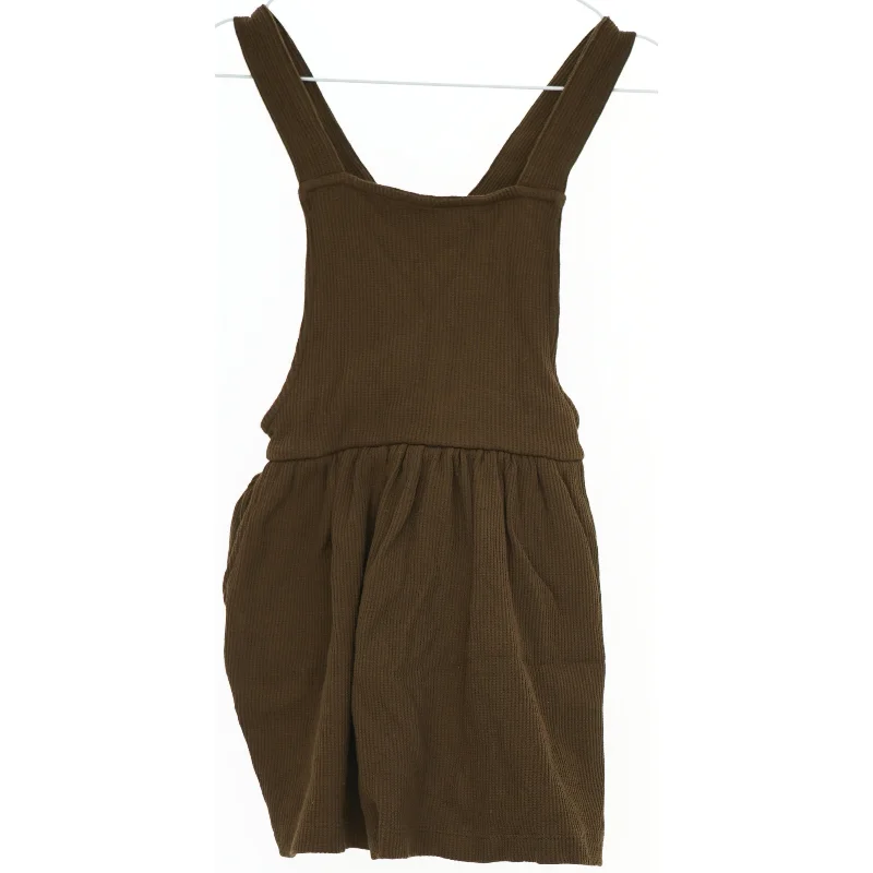 Brun kort kjole med seler fra Name It (str. 104)