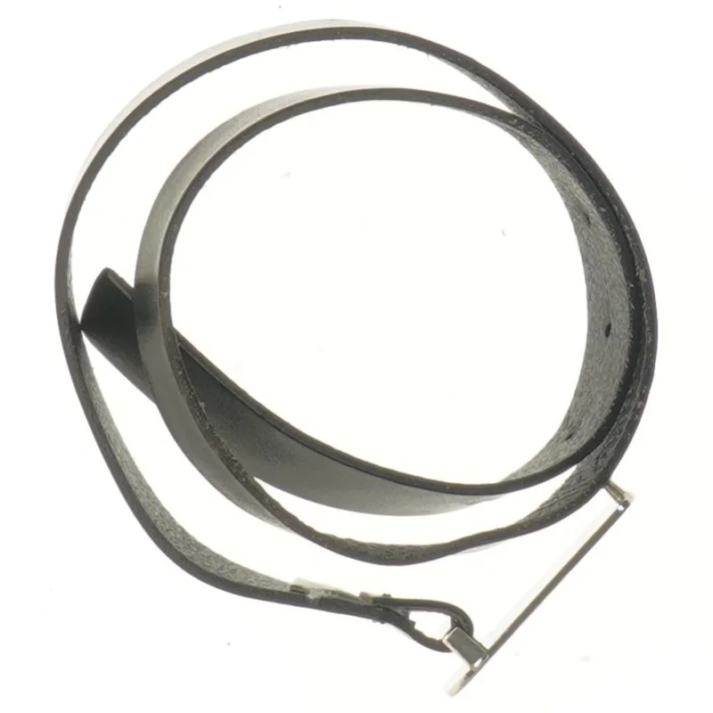 Læderbælte med metalspænde (str. 84,5 cm)