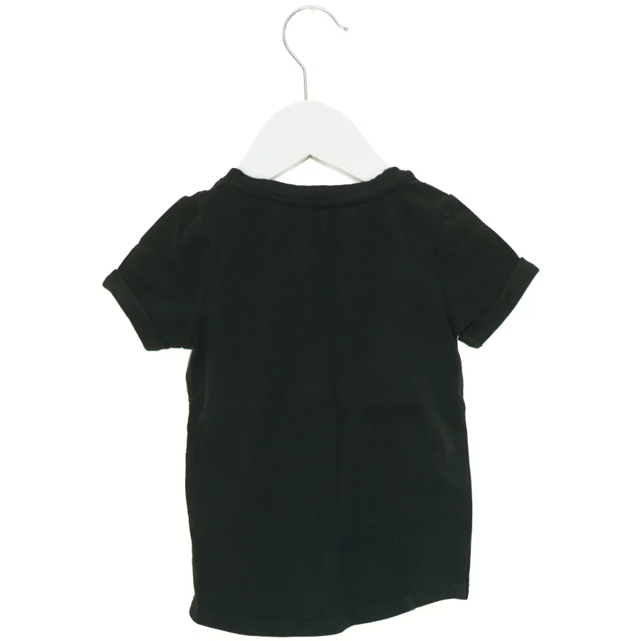 T-Shirt fra Name It (str. 80 cm)